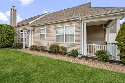 587 Leisure Drive, Ridge, NY 11961 - Photo 6