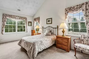 587 Leisure Dr, Ridge, NY 11961 - Photo 18