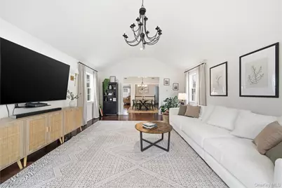 28 Berkshire Road, Holbrook, NY 11741 - Photo 14