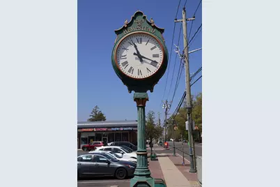 74 Lexington Avenue, Franklin Square, NY 11010 - Photo 24