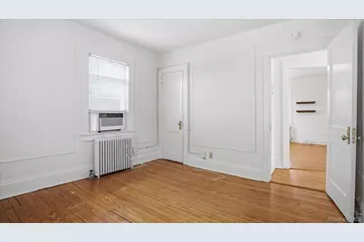 74 Lexington Avenue, Franklin Square, NY 11010 - Photo 10