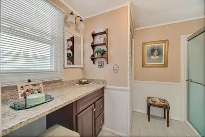 43 Village Circle S, Manorville, NY 11949 - Photo 14