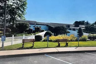 43 Village Cir S, Manorville, NY 11949 - Photo 22