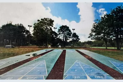 43 Village Circle S, Manorville, NY 11949 - Photo 26