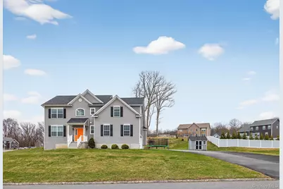 40 Highgrove Drive, Washingtonville, NY 10992 - Photo 2