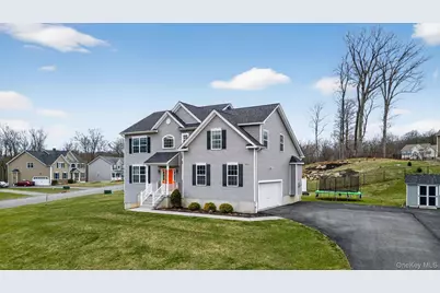 40 Highgrove Drive, Washingtonville, NY 10992 - Photo 1