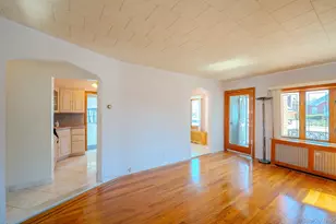 49-58 Utopia Pkwy, Fresh Meadows, NY 11365 - Photo 4