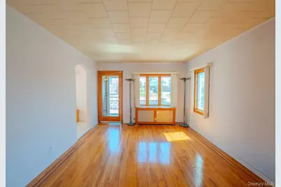 49-58 Utopia Parkway, Fresh Meadows, NY 11365 - Photo 6