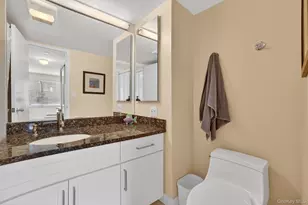 10 Stewart Pl, White Plains, NY 10603 - Photo 30