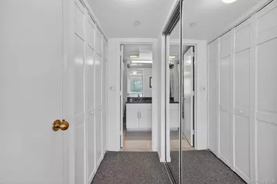 10 Stewart Place #3FE, White Plains, NY 10603 - Photo 28