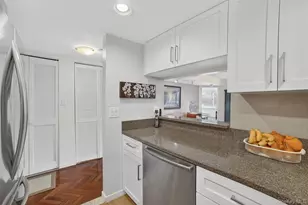 10 Stewart Pl, White Plains, NY 10603 - Photo 10