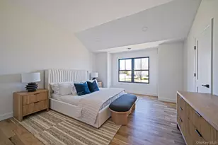 85 Roanoke Ct, Riverhead, NY 11901 - Photo 18