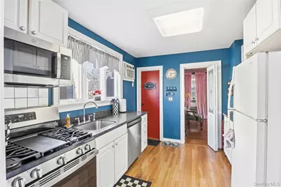 3539 Park Avenue, Wantagh, NY 11793 - Photo 14