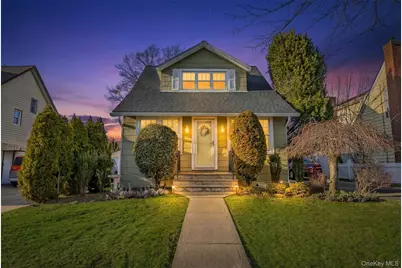 3539 Park Avenue, Wantagh, NY 11793 - Photo 2