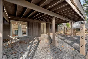 27 Valley Ave, Locust Valley, NY 11560 - Photo 32