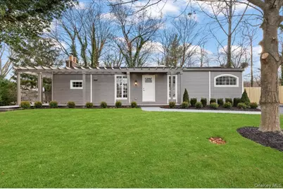 27 Valley Avenue, Locust Valley, NY 11560 - Photo 2