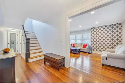 14 Lenox Avenue, Lynbrook, NY 11563 - Photo 4