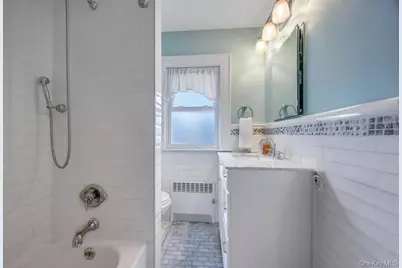 14 Lenox Avenue, Lynbrook, NY 11563 - Photo 24