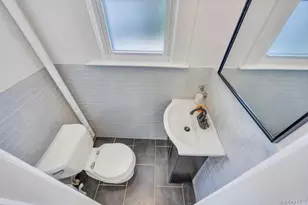 14 Lenox Ave, Lynbrook, NY 11563 - Photo 16