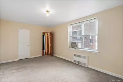 8450 169th Street #306, Jamaica, NY 11432 - Photo 6