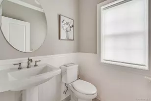 8 Roundhill Rd, Hopewell Junction, NY 12533 - Photo 14