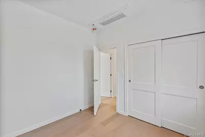 150-17 Hawtree St, Ozone Park, NY 11417 - Photo 32