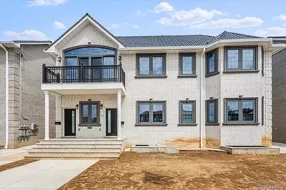 150-17 Hawtree St, Ozone Park, NY 11417 - Photo 4