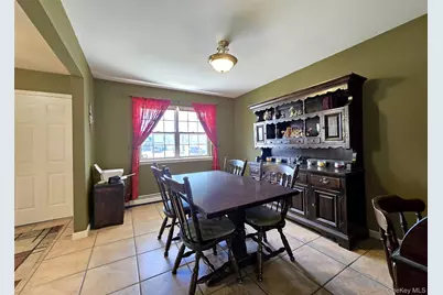 23 Shamrock Lane, Centereach, NY 11720 - Photo 4