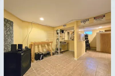 23 Shamrock Lane, Centereach, NY 11720 - Photo 16