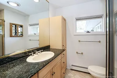 2171 Seneca Drive S, Merrick, NY 11566 - Photo 12