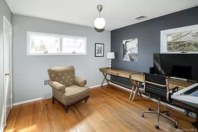 2171 Seneca Drive S, Merrick, NY 11566 - Photo 14