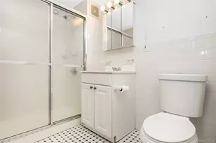 67-17 Fresh Meadow Ln, Fresh Meadows, NY 11365 - Photo 36