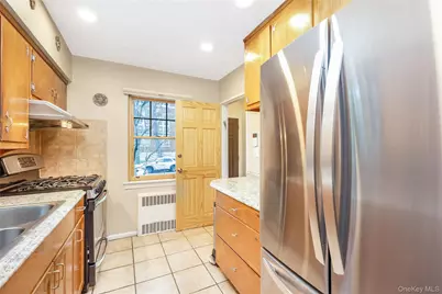 6717 Fresh Meadow Lane, Fresh Meadows, NY 11365 - Photo 8