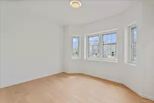 150-25 Hawtree St, Ozone Park, NY 11417 - Photo 12