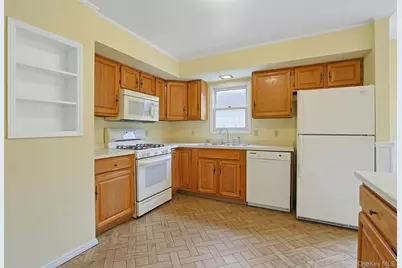 149 Locust Avenue, New Rochelle, NY 10805 - Photo 8