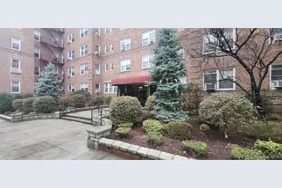 6361 99th Street #D4, Rego Park, NY 11374 - Photo 6