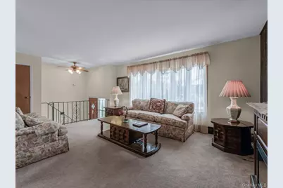 715 McCall Avenue, West Islip, NY 11795 - Photo 6