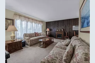 715 McCall Avenue, West Islip, NY 11795 - Photo 4