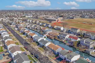 3727 Oceanside Rd E, Oceanside, NY 11572 - Photo 28