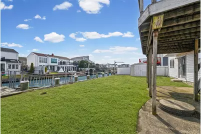 3727 Oceanside Road E, Oceanside, NY 11572 - Photo 22