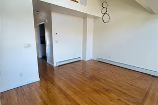 250-16 41st Rd, Little Neck, NY 11363 - Photo 18