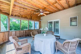 12 Grand Pl, East Northport, NY 11731 - Photo 24