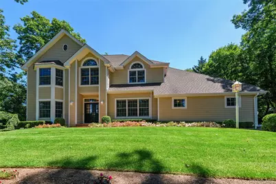 33 Walters Avenue, Cold Spring Harbor, NY 11724 - Photo 2