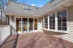 45 Maplewood Blvd, Suffern, NY 10901 - Photo 32