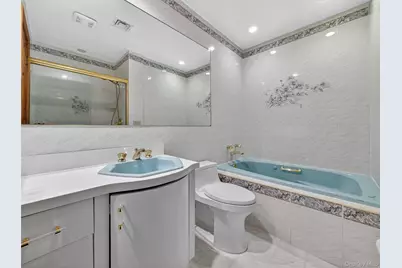 45 Maplewood Boulevard, Suffern, NY 10901 - Photo 14