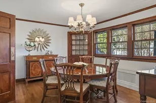 6 Janssen Dr, Manhasset, NY 11030 - Photo 10