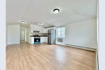 57-39 Mazeau Street #3rd Fl, Maspeth, NY 11378 - Photo 2