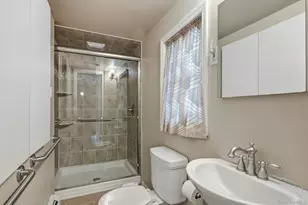 48 Eastfield Ln, Melville, NY 11747 - Photo 24