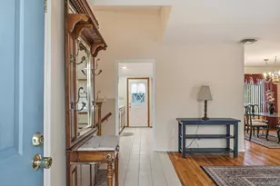 48 Eastfield Ln, Melville, NY 11747 - Photo 6