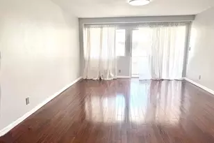 88 Cutter Mill Rd, Great Neck, NY 11021 - Photo 10